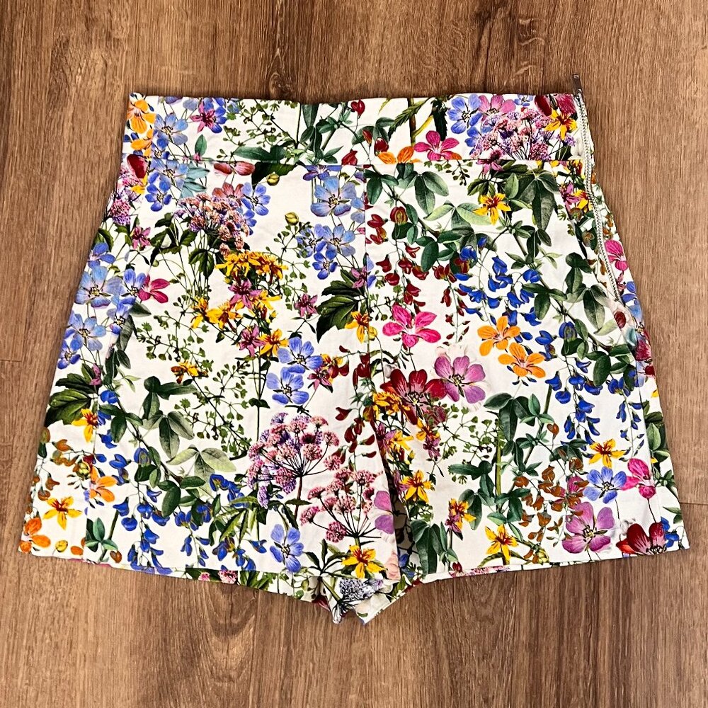 NWOT ZARA Wildflower Floral High Waist Cotton Shorts Sz S